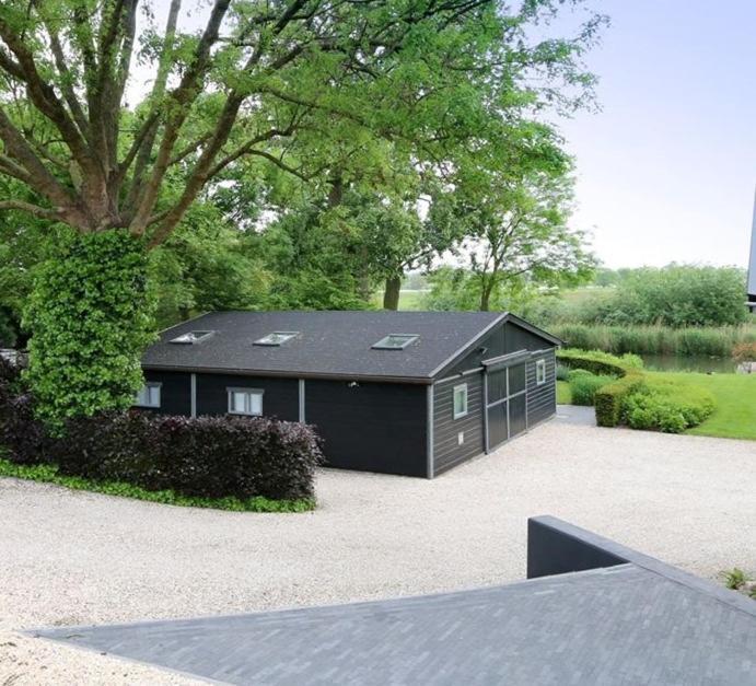 Vakantiehuis Onder De Peppel Met Sauna En Jacuzzi Wijk en Aalburg Exterior photo
